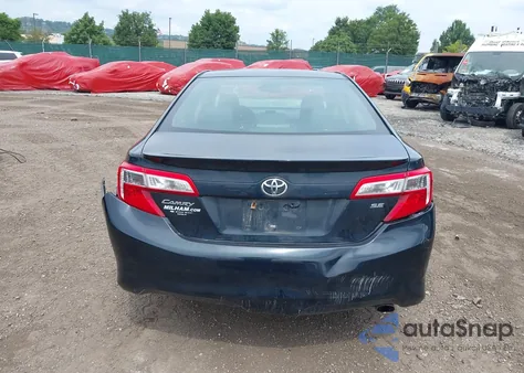 2013 Toyota Camry Se z USA, uszkodzony, nr VIN 4T1BF1FK3DU701079